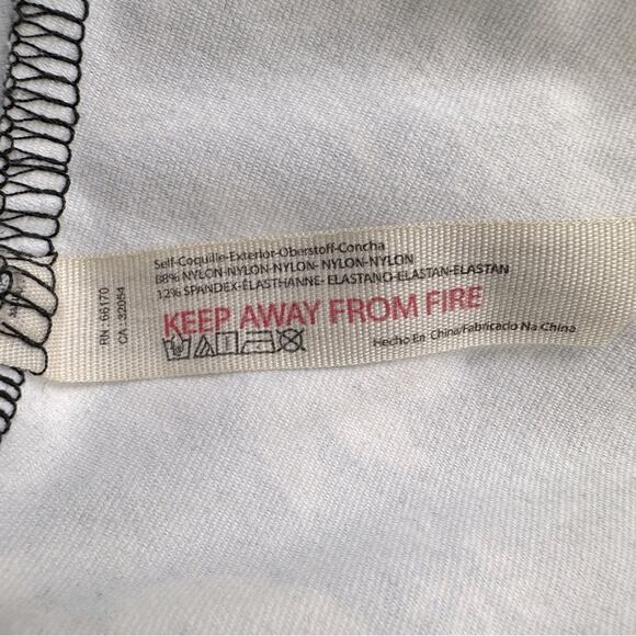 Free People Somethin Bout You Floral One Shoulder Puff Sleeve Bodysuit Size XS - Picture 9 of 10